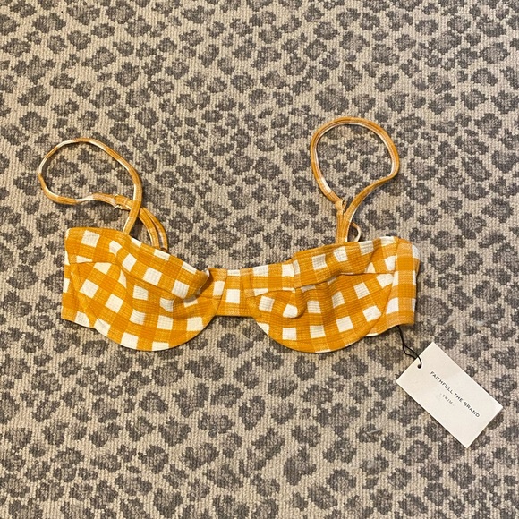 Faithfull the Brand Farrah Balconette Bikini Top
Orange Gingham | Medium NWT - Picture 2 of 5